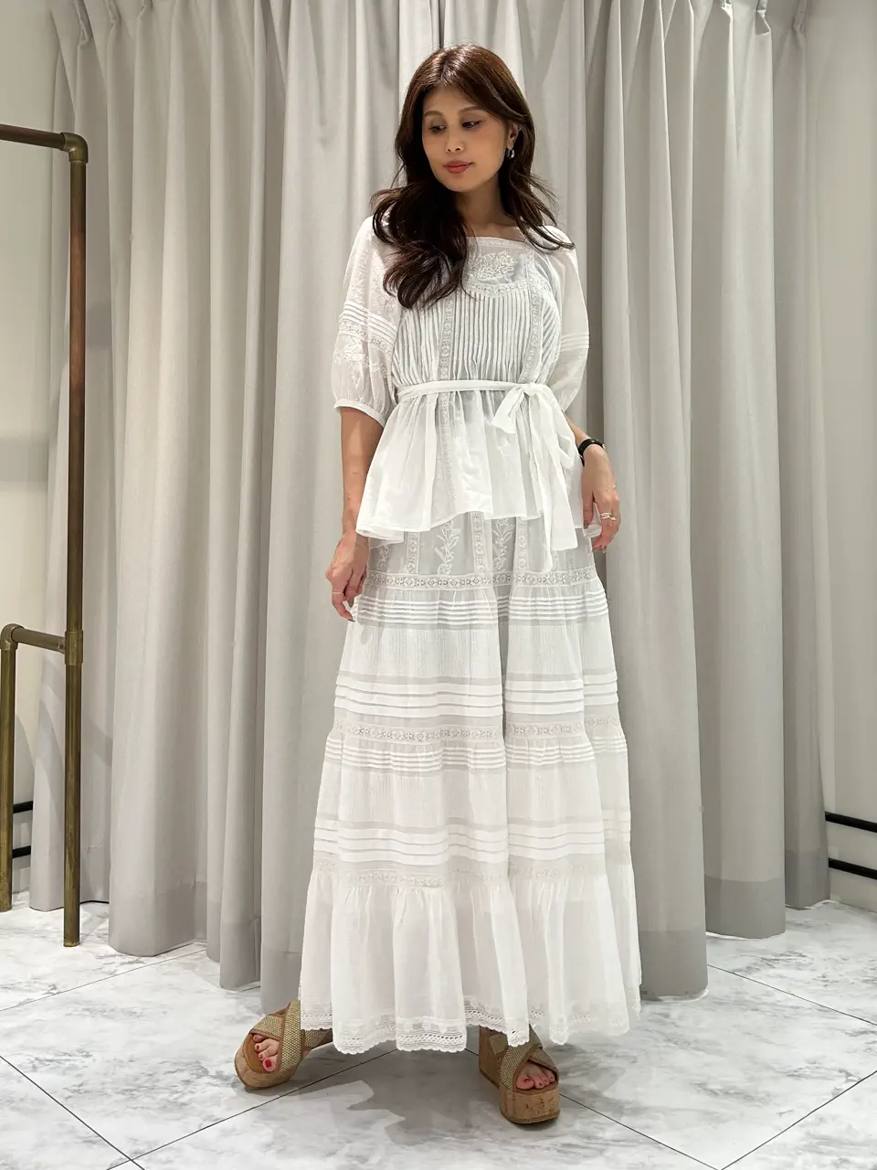 GRACE CONTINENTAL 志田　悠 コーディネート画像