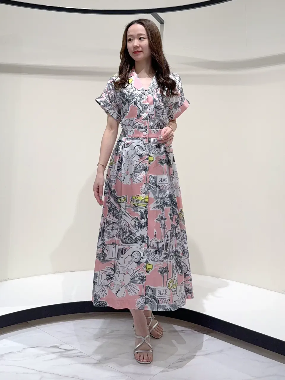 GRACE CONTINENTAL Suzuka コーディネート画像