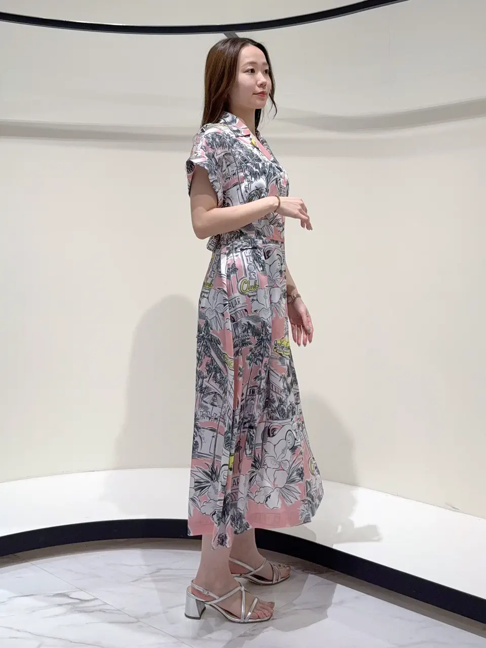 GRACE CONTINENTAL Suzuka コーディネート画像