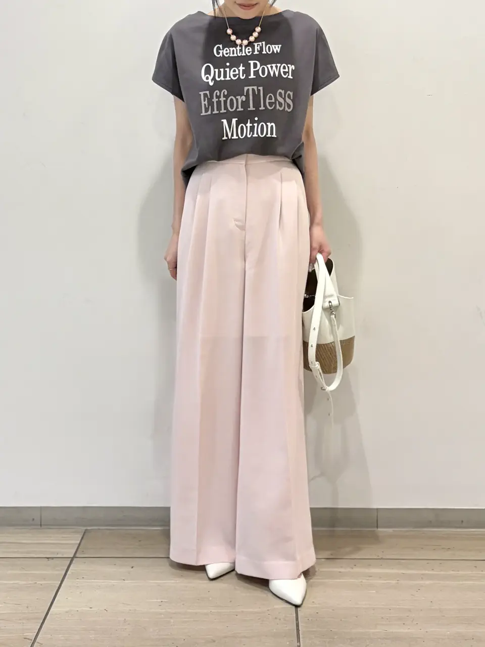GRACE CONTINENTAL yoshi コーディネート画像