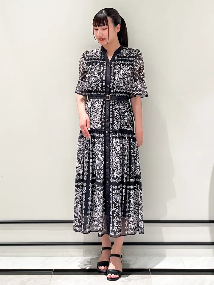 GRACE CONTINENTAL CHISAKO.S コーディネート画像