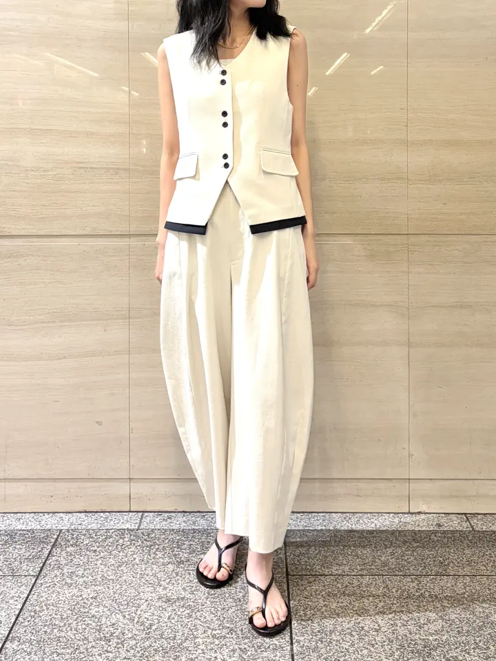 GRACE CONTINENTAL yoshi コーディネート画像