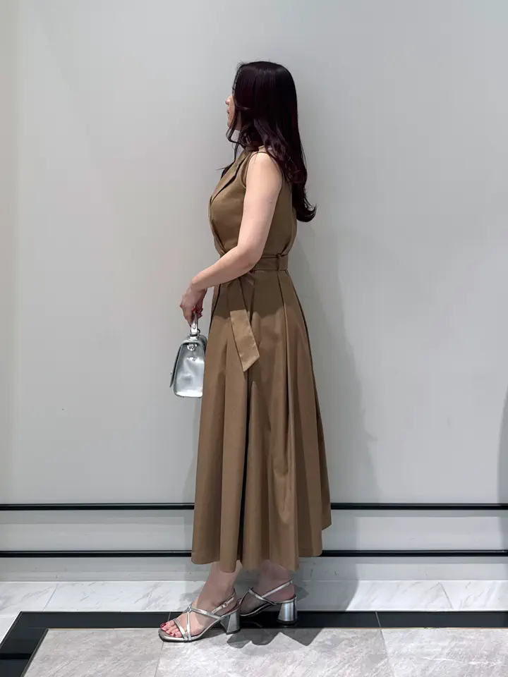 GRACE CONTINENTAL MOMOKO コーディネート画像