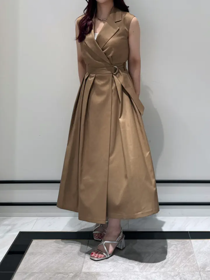 GRACE CONTINENTAL MOMOKO コーディネート画像