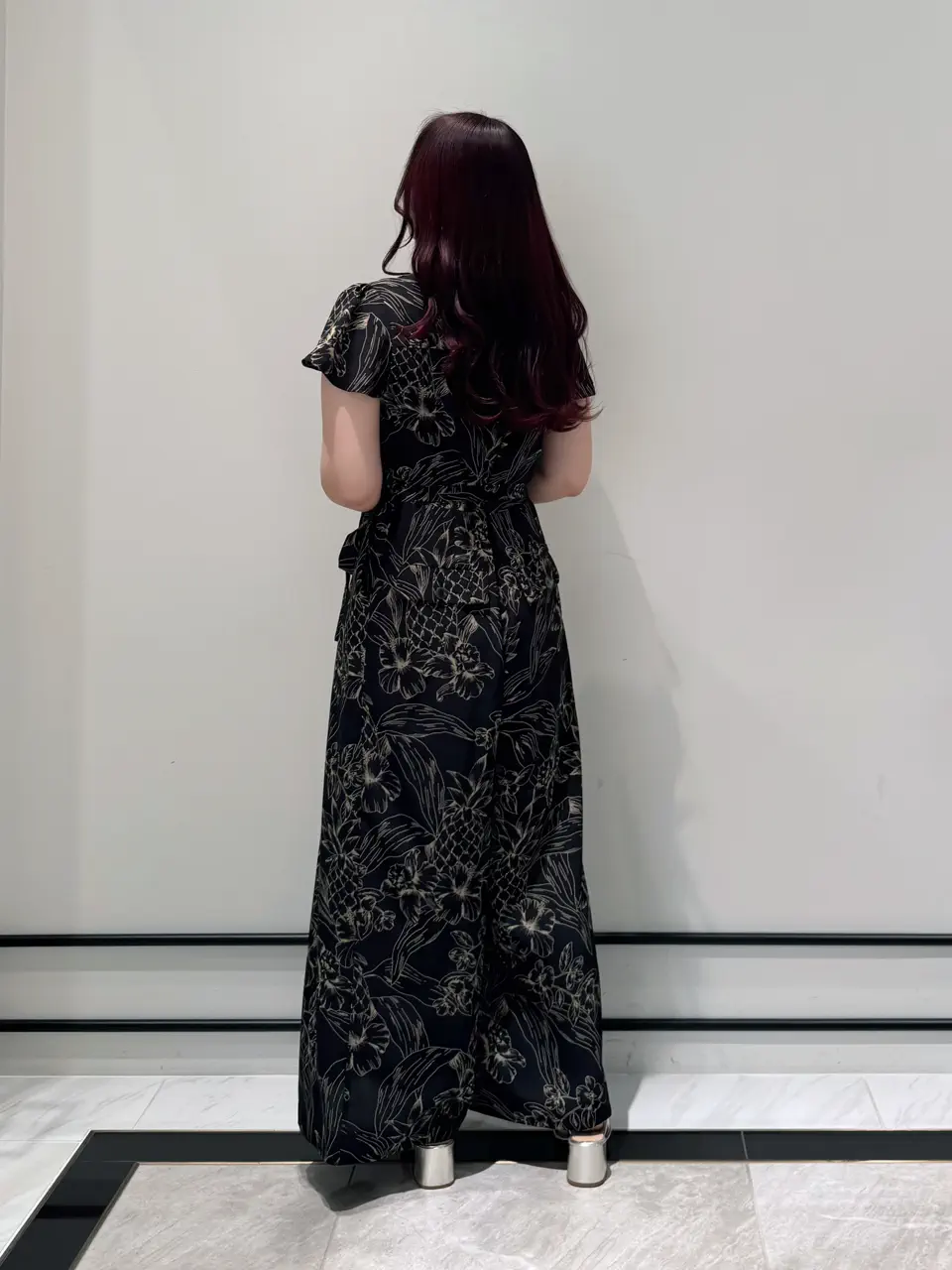 GRACE CONTINENTAL MOMOKO コーディネート画像