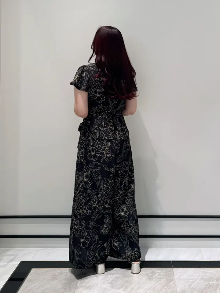 GRACE CONTINENTAL MOMOKO コーディネート画像