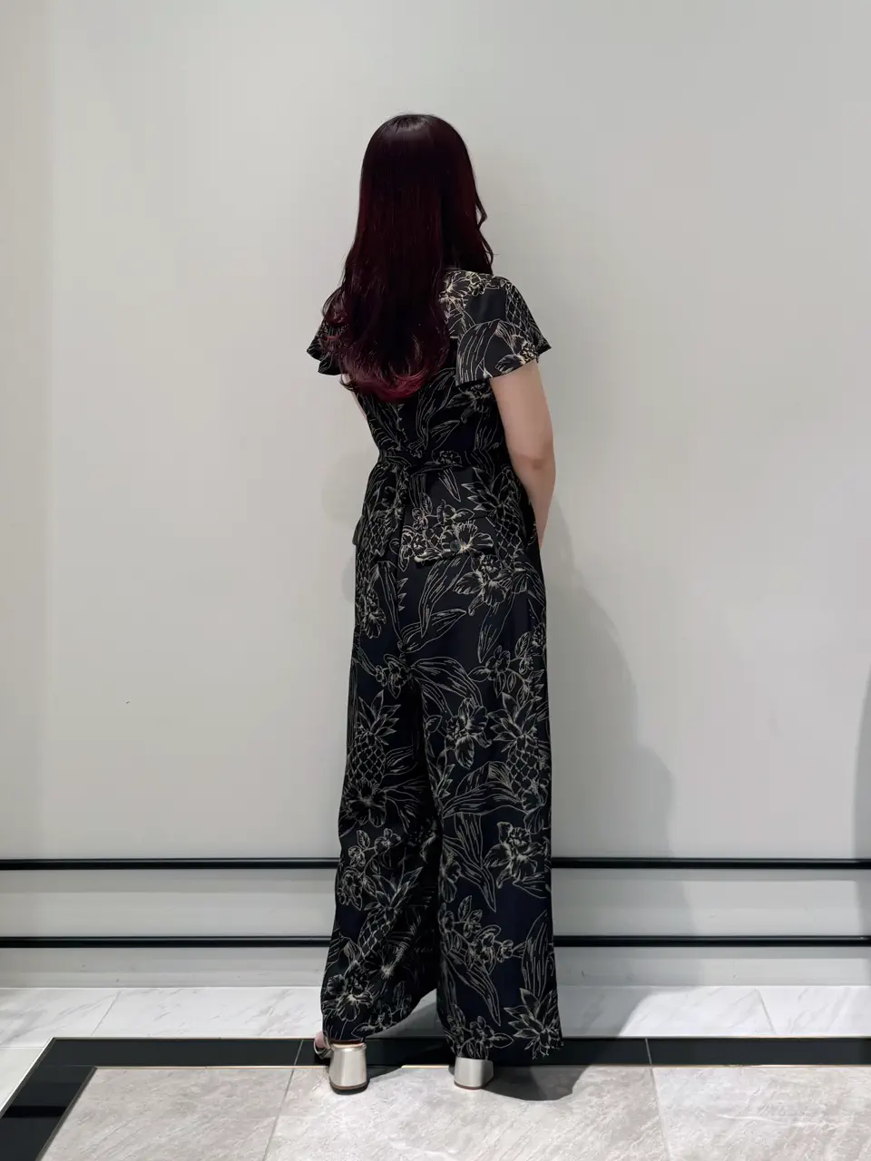 GRACE CONTINENTAL MOMOKO コーディネート画像