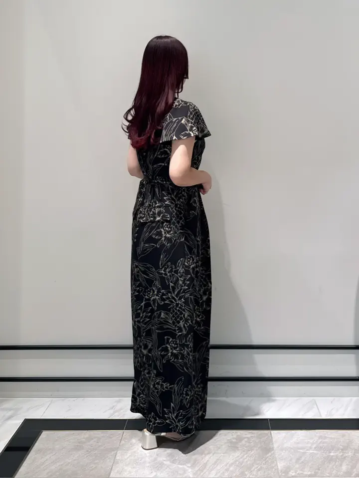 GRACE CONTINENTAL MOMOKO コーディネート画像