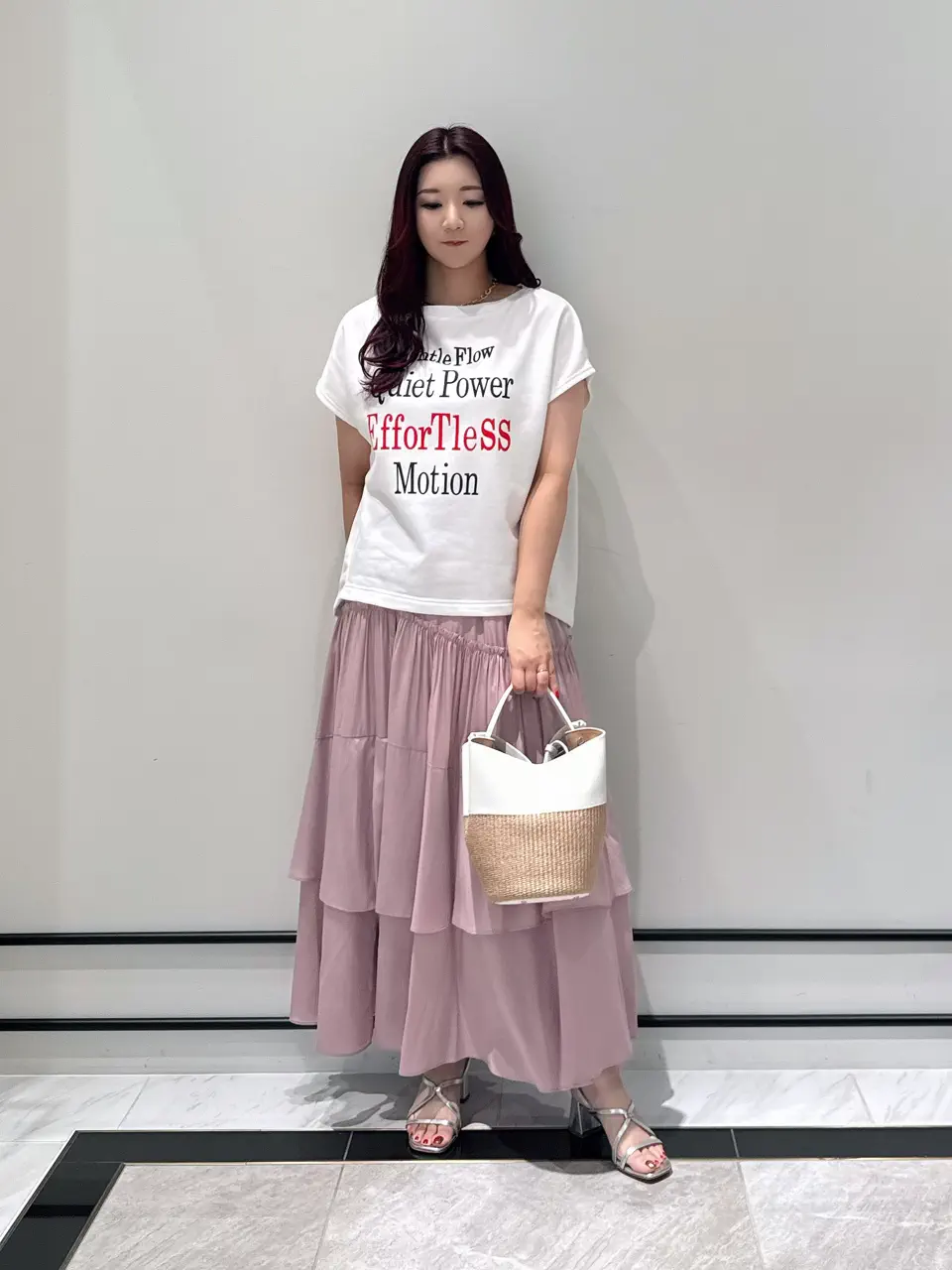 GRACE CONTINENTAL MOMOKO コーディネート画像