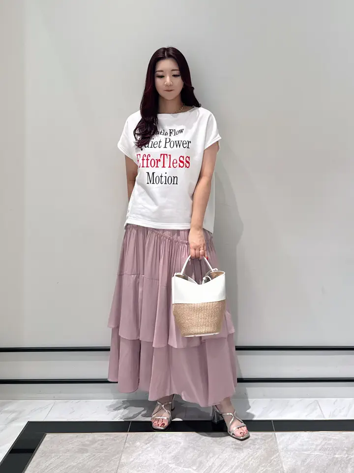 GRACE CONTINENTAL MOMOKO コーディネート画像