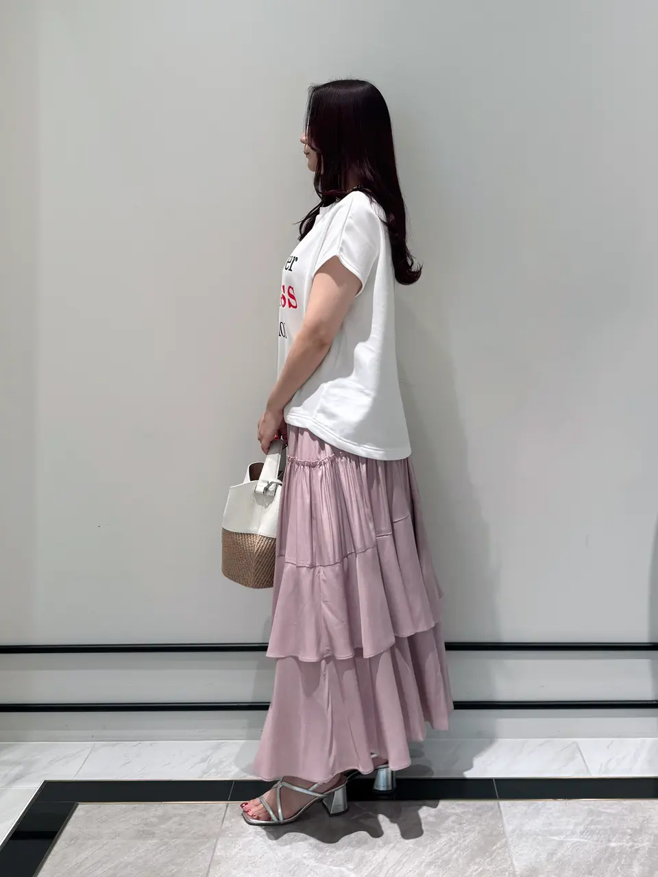 GRACE CONTINENTAL MOMOKO コーディネート画像