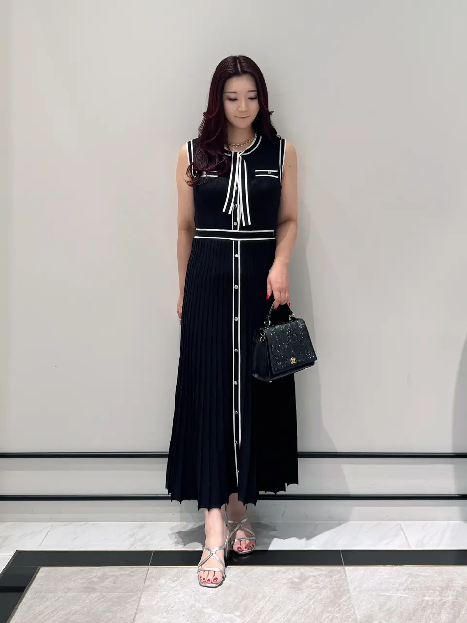 MOMOKO コーディネート画像