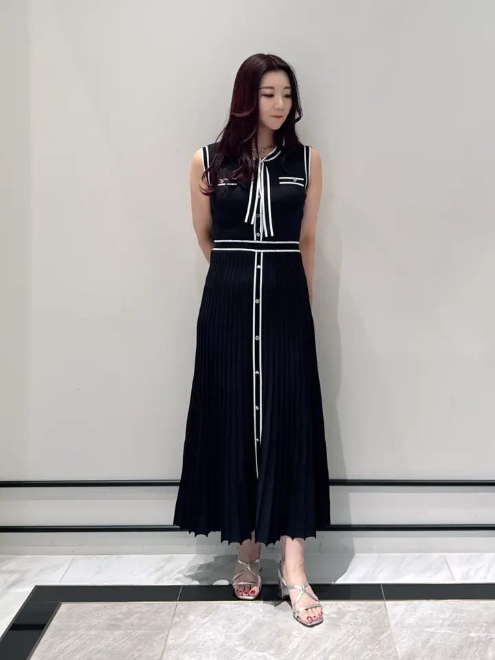 GRACE CONTINENTAL MOMOKO コーディネート画像