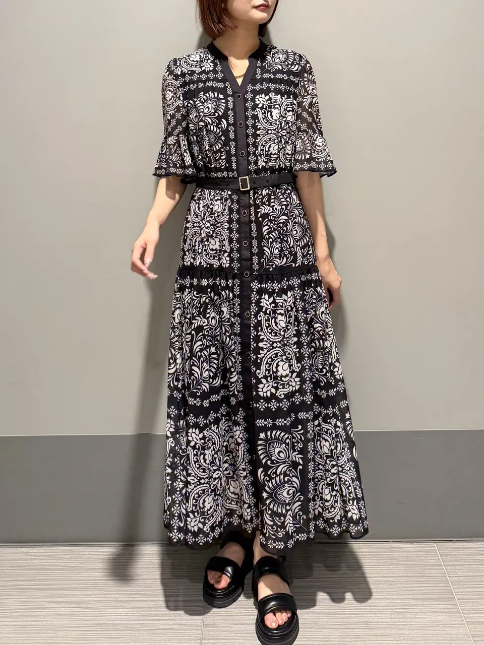 GRACE CONTINENTAL MORITA AI コーディネート画像