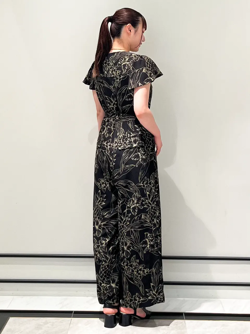 GRACE CONTINENTAL CHISAKO.S コーディネート画像