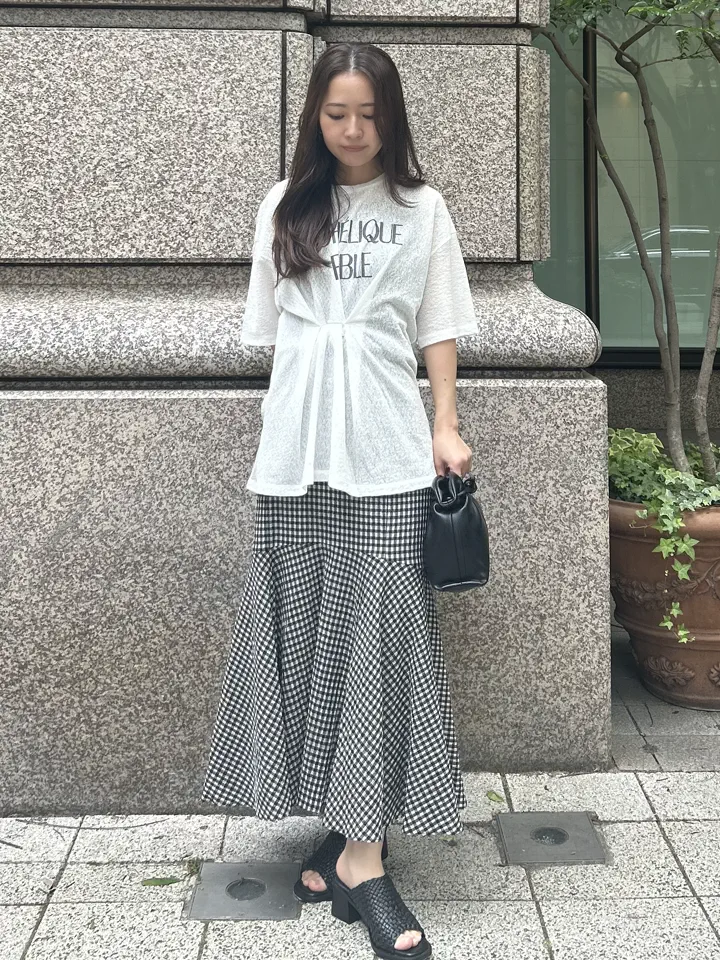 GRACE CONTINENTAL ERINA KATO コーディネート画像