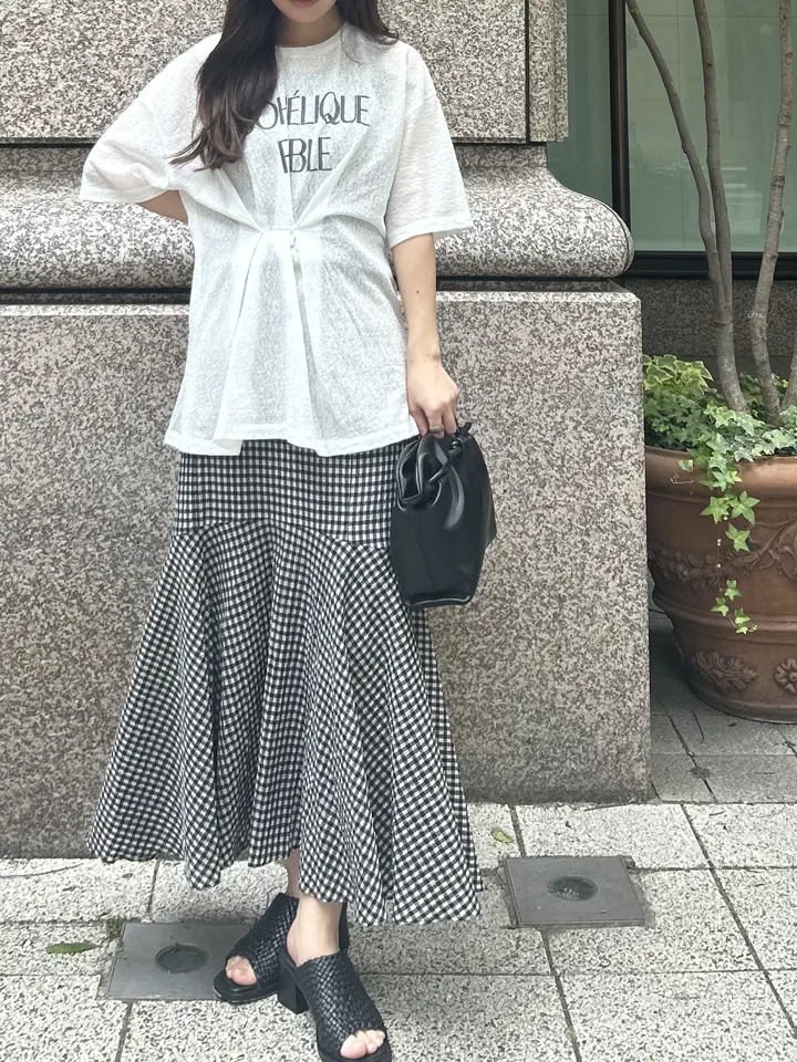 GRACE CONTINENTAL ERINA KATO コーディネート画像