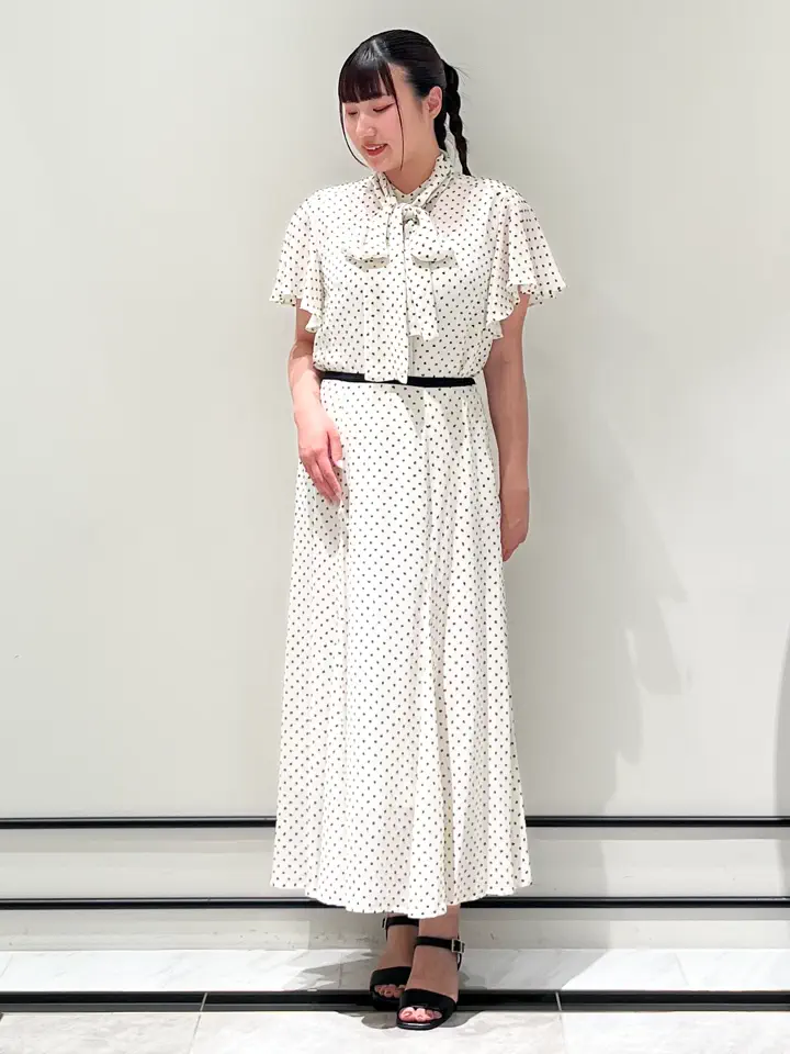 GRACE CONTINENTAL CHISAKO.S コーディネート画像