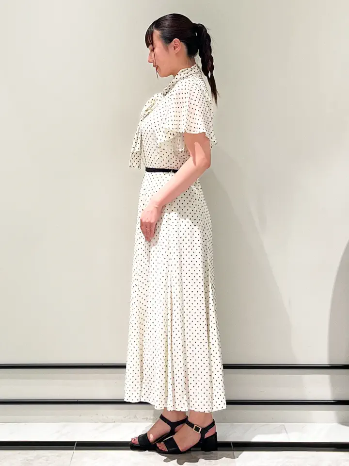 GRACE CONTINENTAL CHISAKO.S コーディネート画像