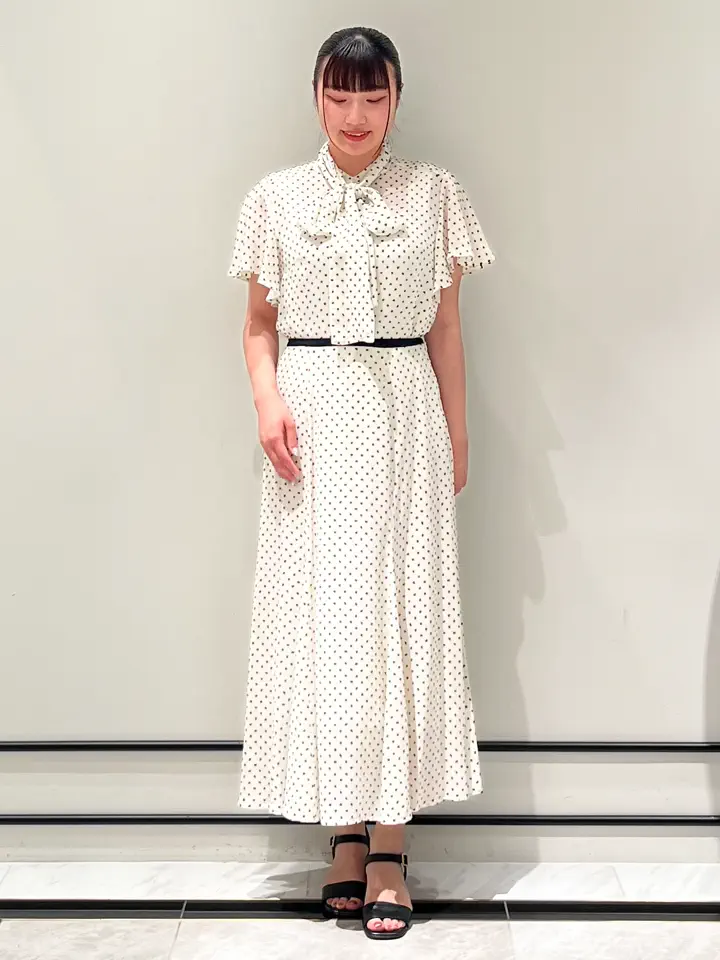 GRACE CONTINENTAL CHISAKO.S コーディネート画像