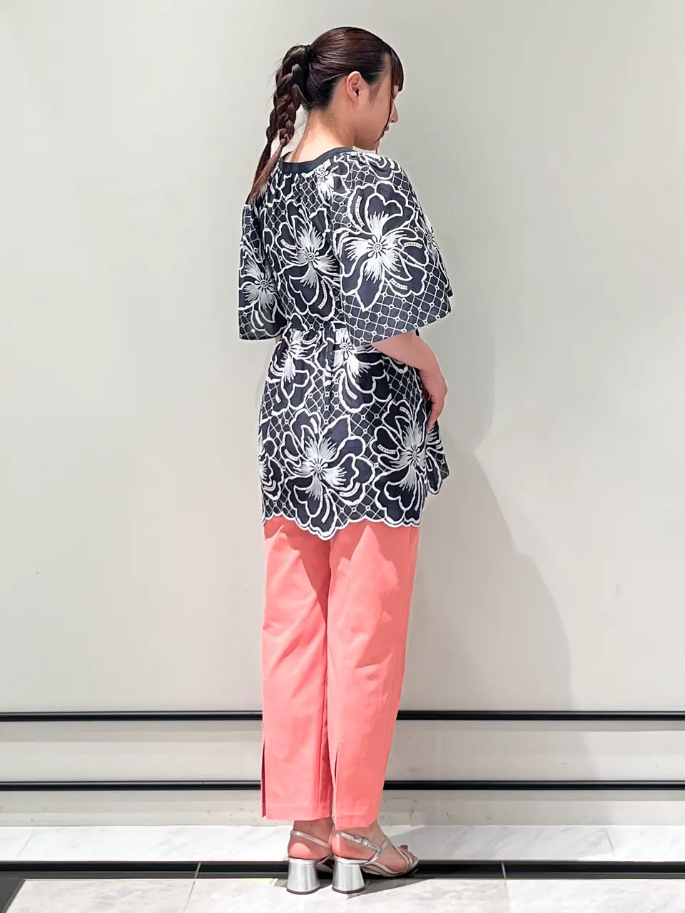 GRACE CONTINENTAL CHISAKO.S コーディネート画像