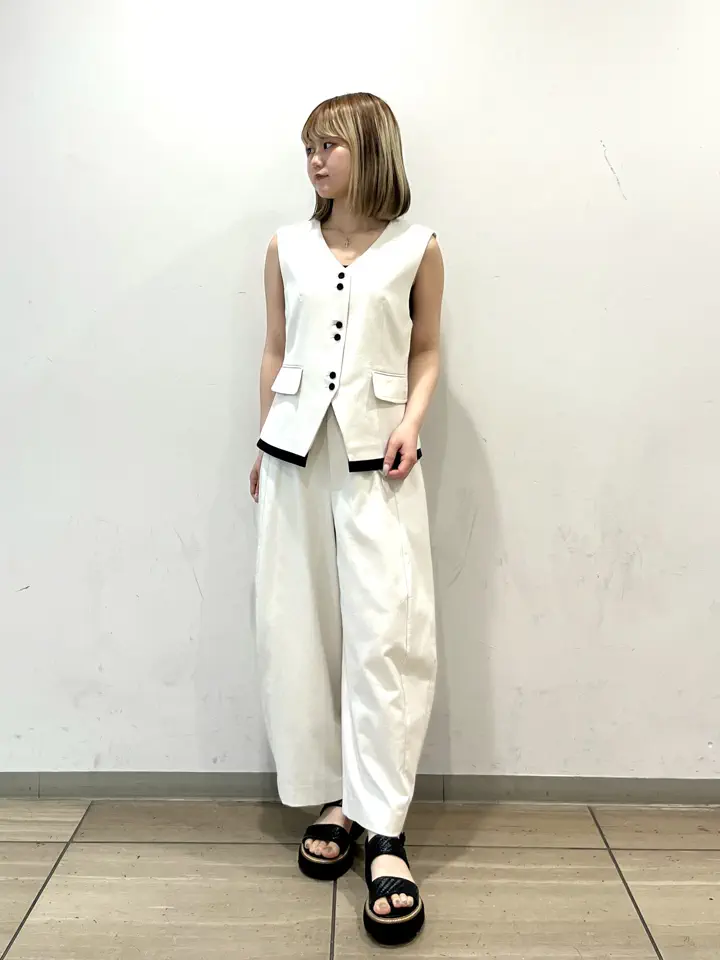 GRACE CONTINENTAL Fujisawa Yuri コーディネート画像