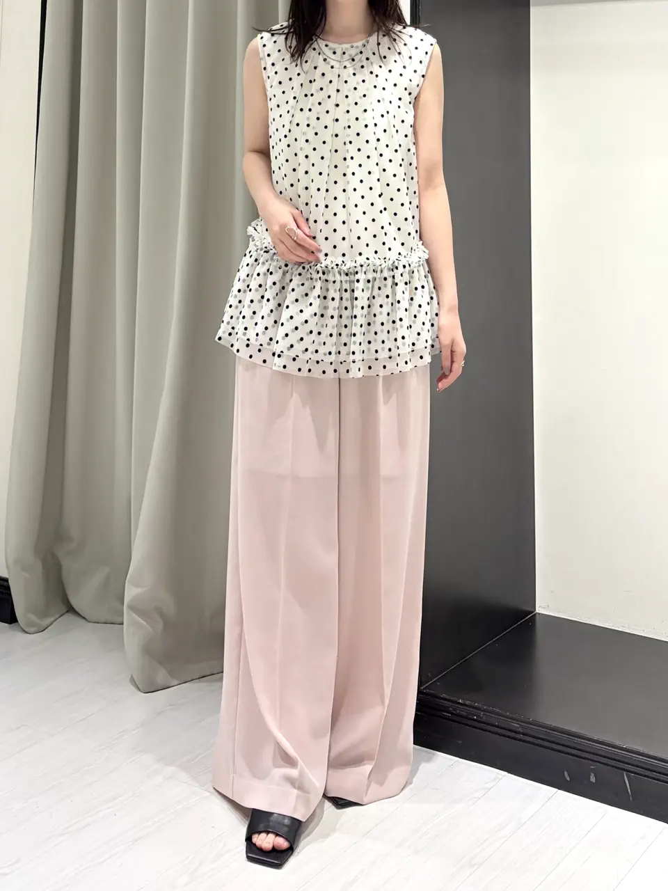 GRACE CONTINENTAL kobayashi コーディネート画像