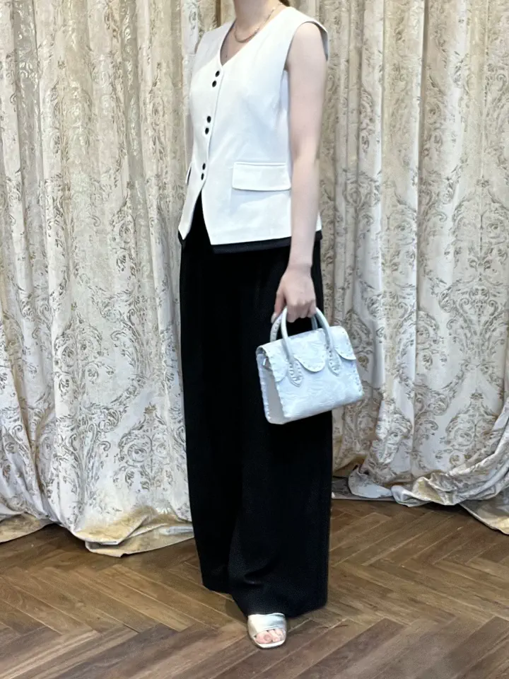 GRACE CONTINENTAL 後藤 瑚蒔 コーディネート画像