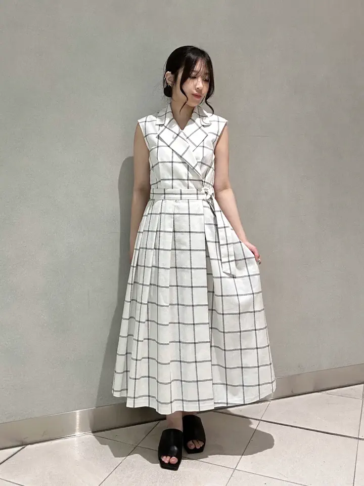 GRACE CONTINENTAL Nanaumi コーディネート画像