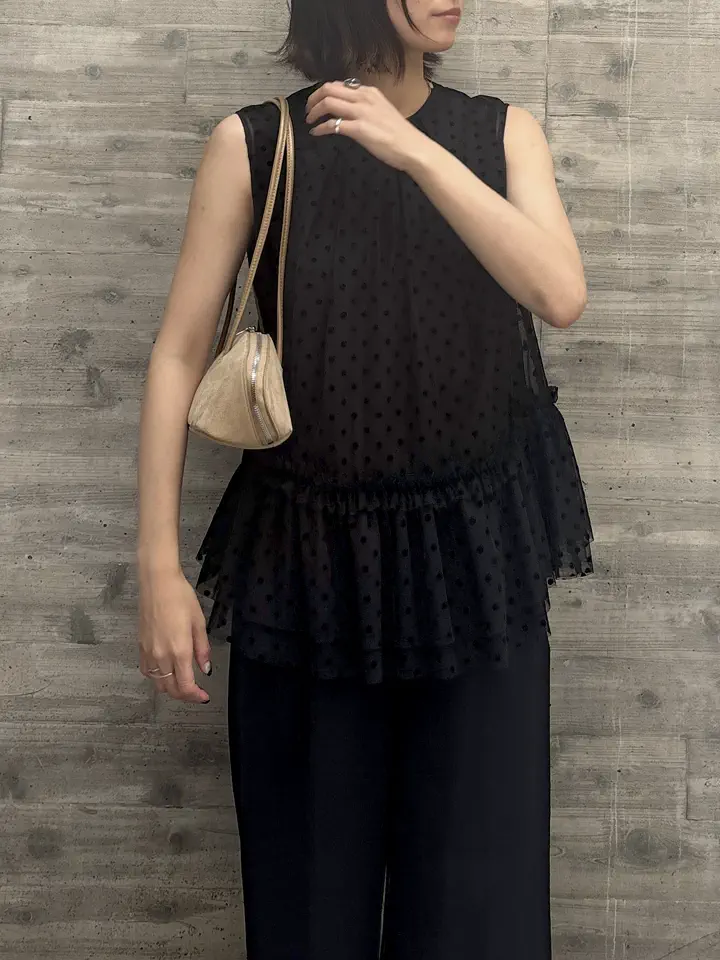 GRACE CONTINENTAL Hikaru Okada コーディネート画像