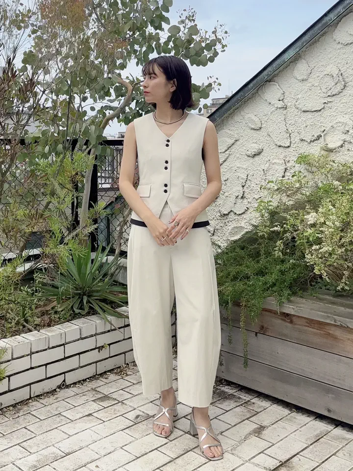 GRACE CONTINENTAL Hikaru Okada コーディネート画像