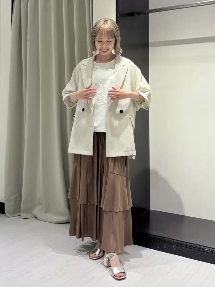 GRACE CONTINENTAL Abe コーディネート画像
