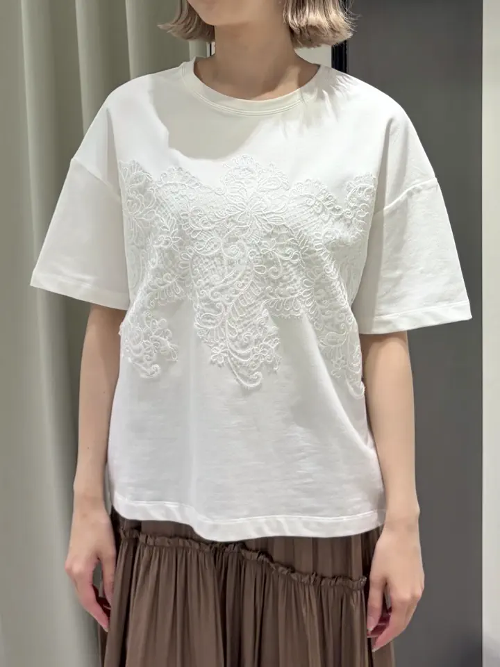 GRACE CONTINENTAL Abe コーディネート画像