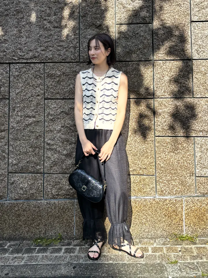 GRACE CONTINENTAL Hikaru Okada コーディネート画像