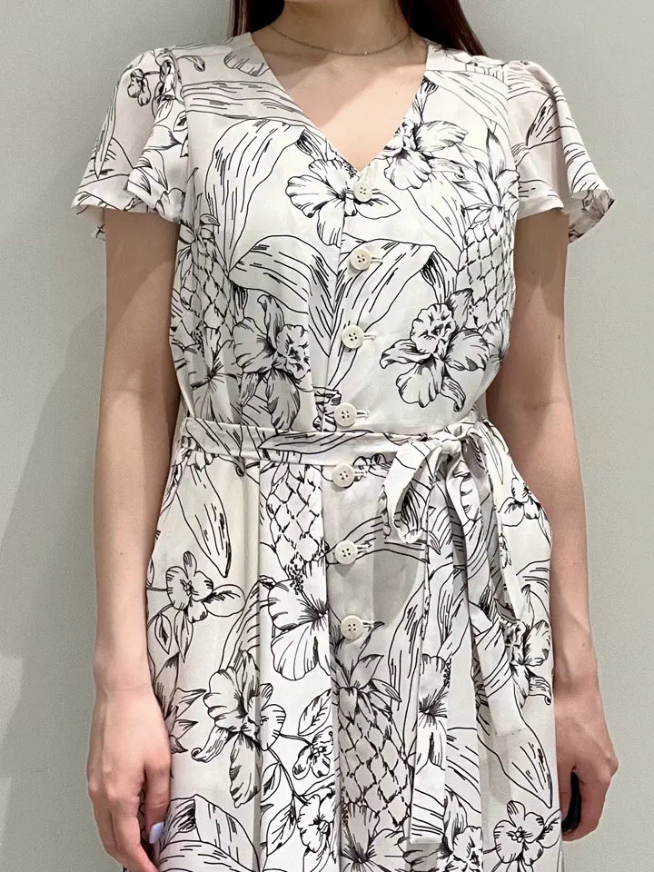 GRACE CONTINENTAL RIKO コーディネート画像