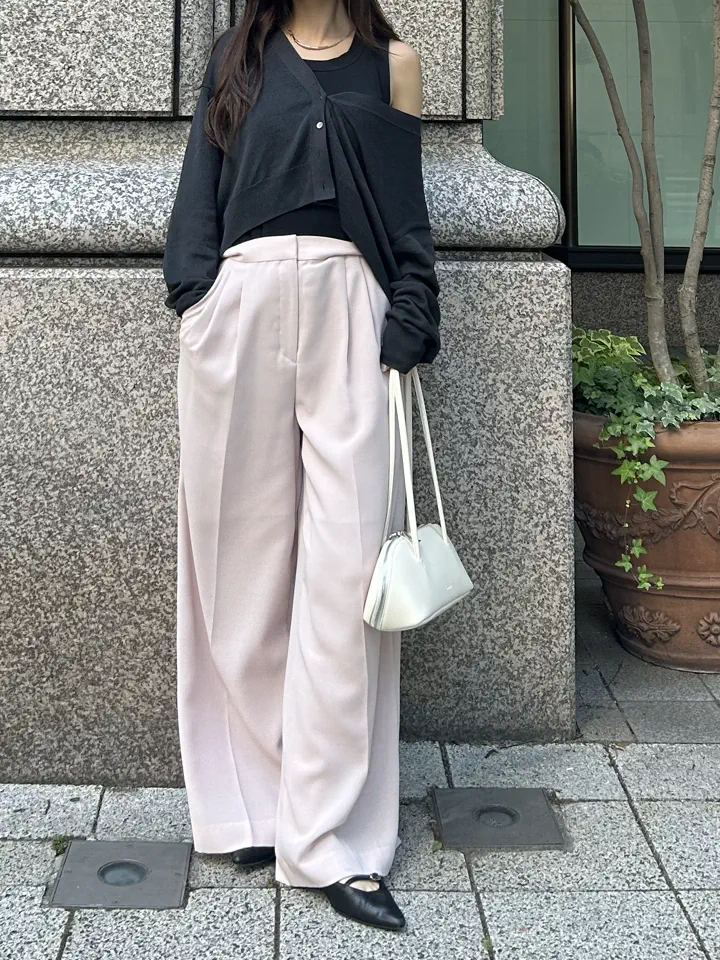 GRACE CONTINENTAL ERINA KATO コーディネート画像