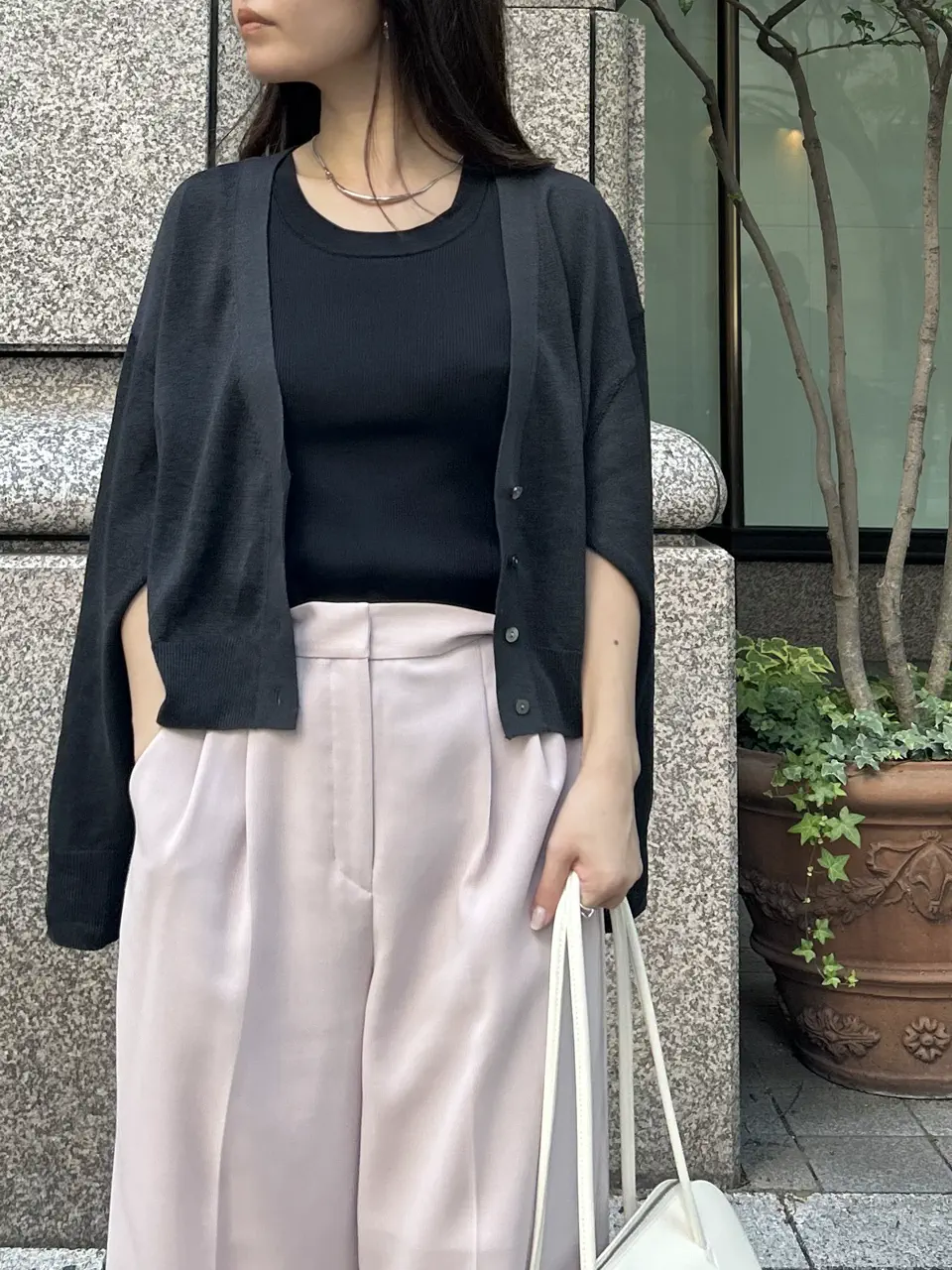 GRACE CONTINENTAL ERINA KATO コーディネート画像