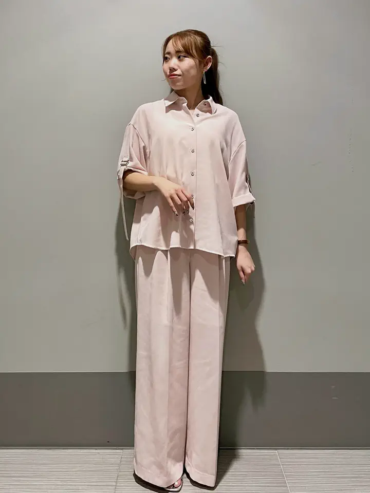 GRACE CONTINENTAL 細川　もなみ コーディネート画像