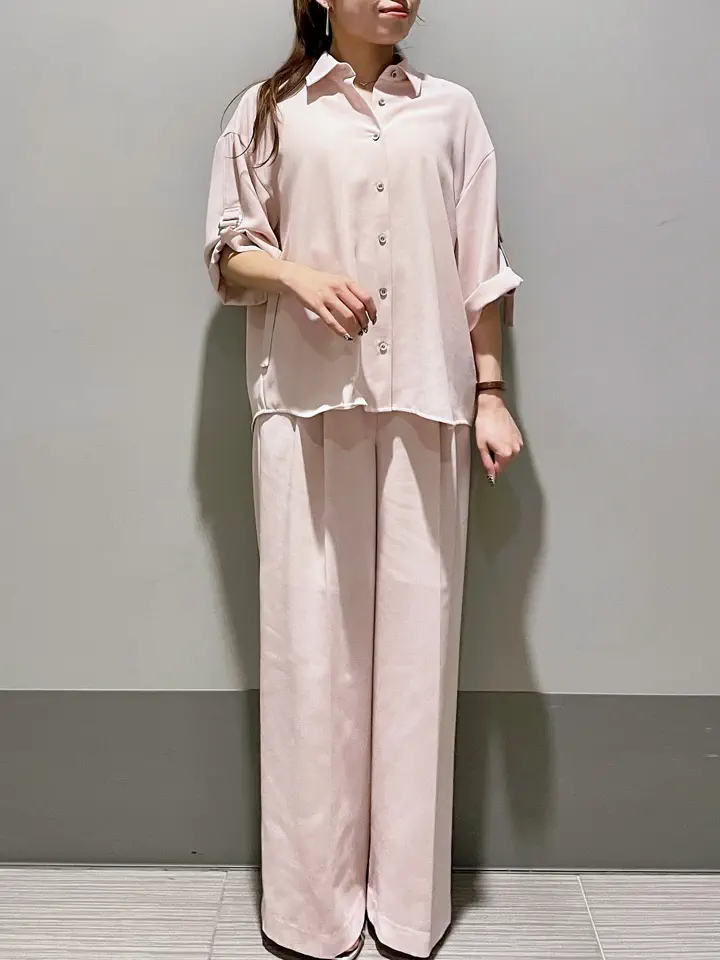 GRACE CONTINENTAL 細川　もなみ コーディネート画像