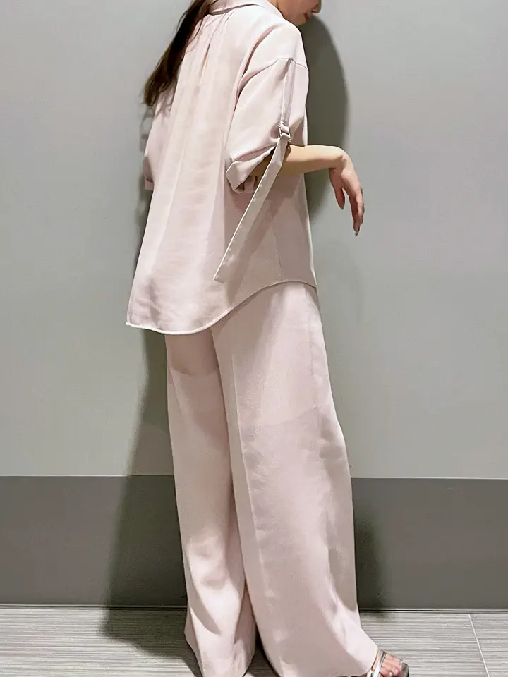 GRACE CONTINENTAL 細川　もなみ コーディネート画像