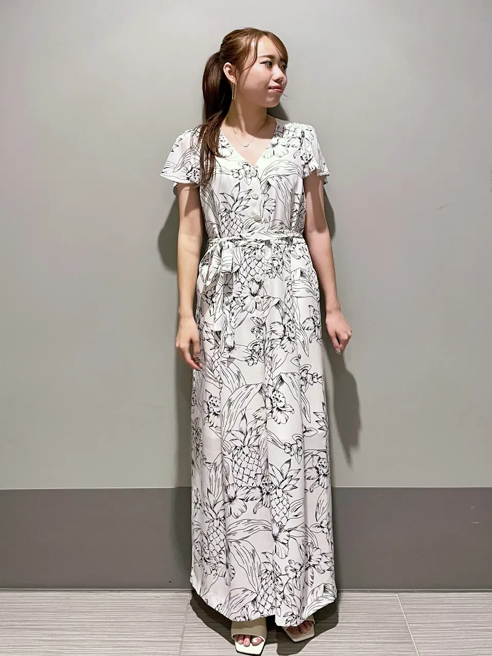 GRACE CONTINENTAL 細川　もなみ コーディネート画像