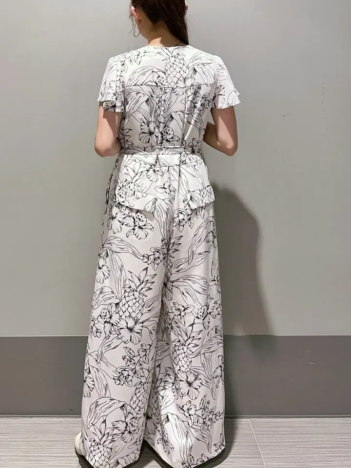 GRACE CONTINENTAL 細川　もなみ コーディネート画像