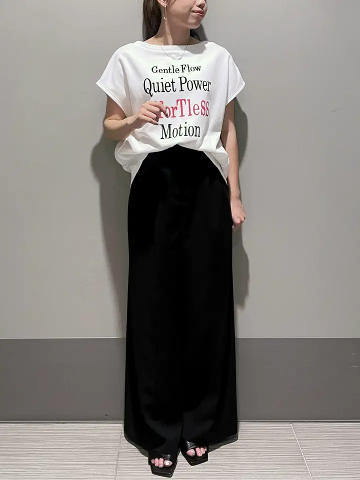 GRACE CONTINENTAL 細川　もなみ コーディネート画像