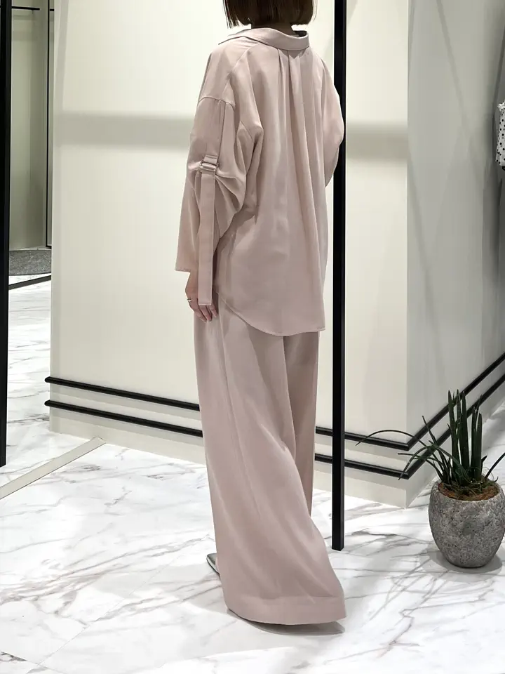 GRACE CONTINENTAL Owari コーディネート画像