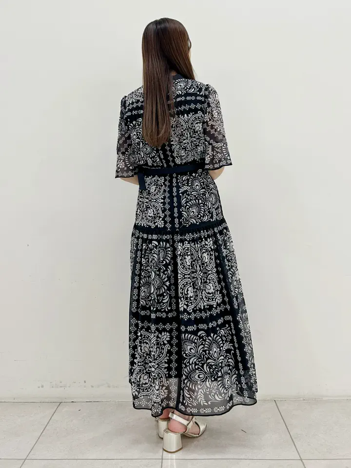 GRACE CONTINENTAL Miu Akamatsu コーディネート画像