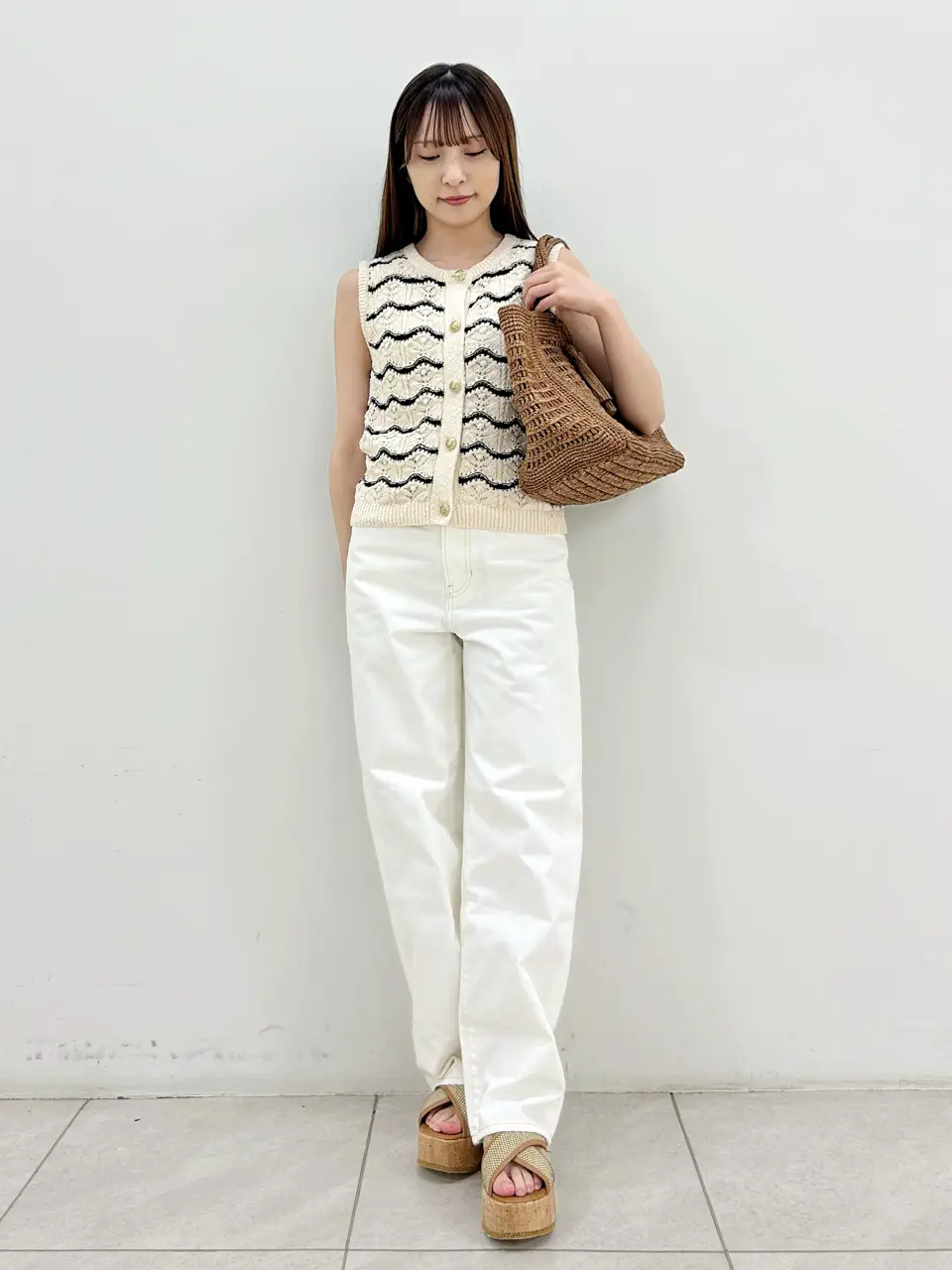 GRACE CONTINENTAL Miu Akamatsu コーディネート画像