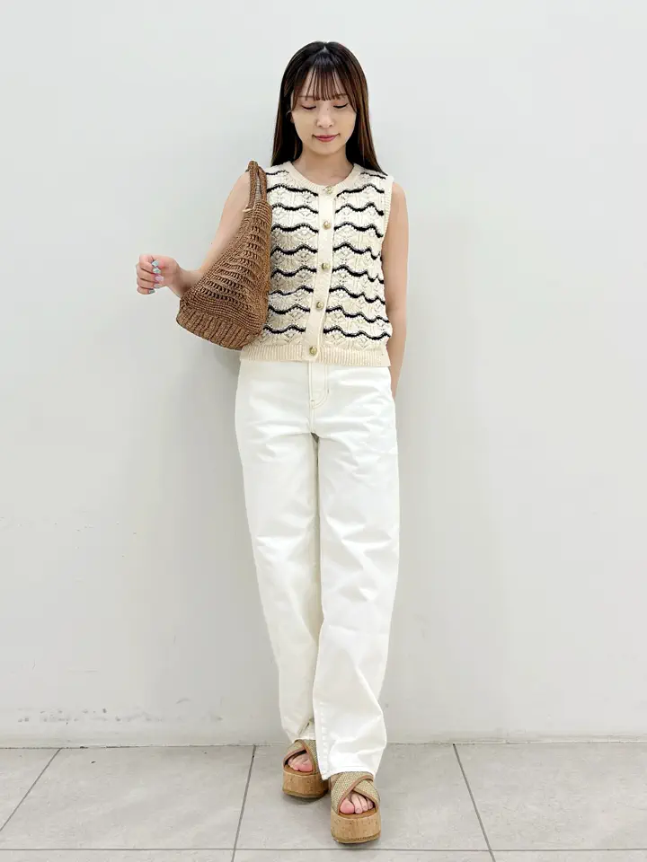 GRACE CONTINENTAL Miu Akamatsu コーディネート画像