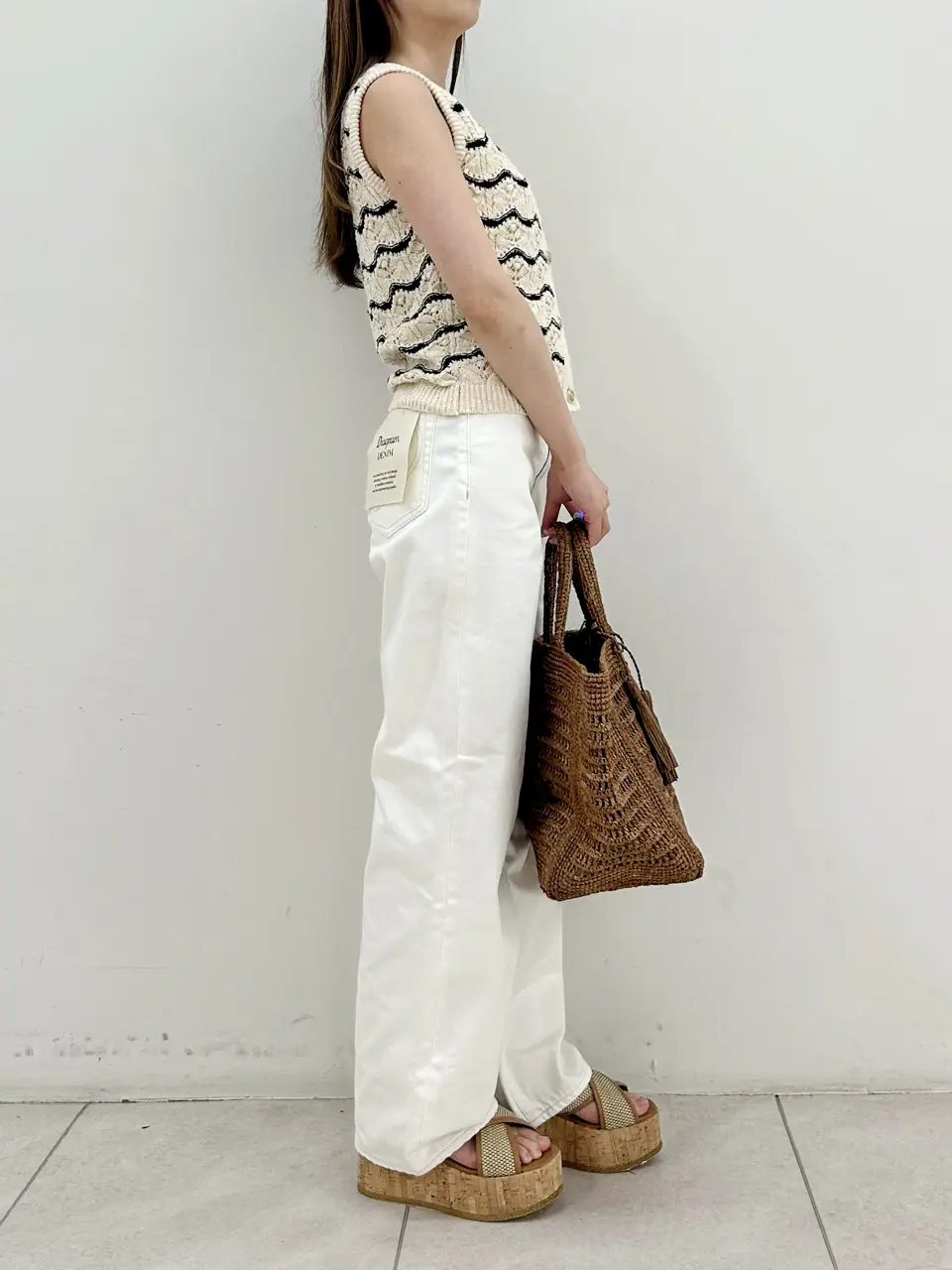 GRACE CONTINENTAL Miu Akamatsu コーディネート画像