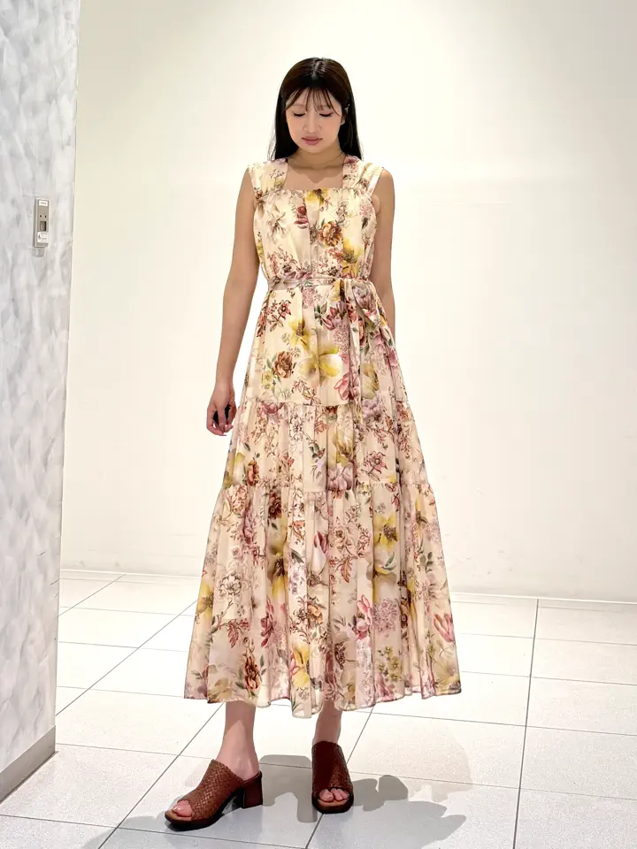 GRACE CONTINENTAL momo コーディネート画像