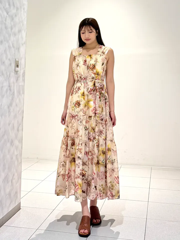 GRACE CONTINENTAL momo コーディネート画像